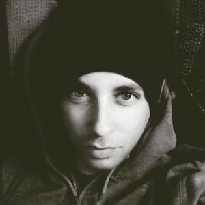 Meet your Posher, Kevin